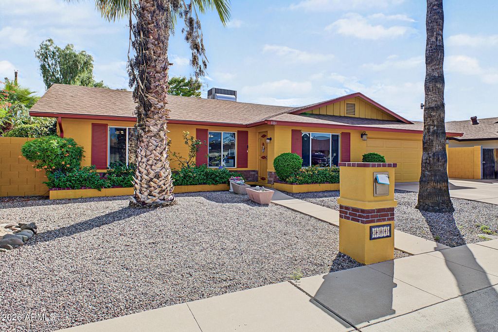 3101 W MESCAL Street, Phoenix, AZ 85029