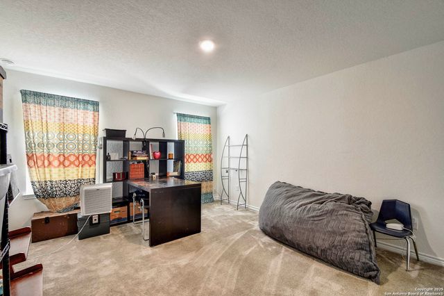 145 Rustic, Universal City, TX 78148