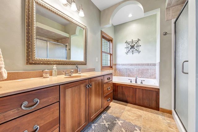 3551 GLEN ABBEY DRIVE, Green Bay, WI 54311