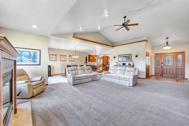 3551 GLEN ABBEY DRIVE, Green Bay, WI 54311