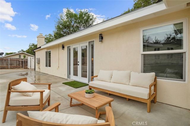 2162 Montgomery Road, Thousand Oaks, CA 91360