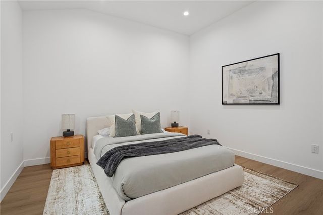 2162 Montgomery Road, Thousand Oaks, CA 91360