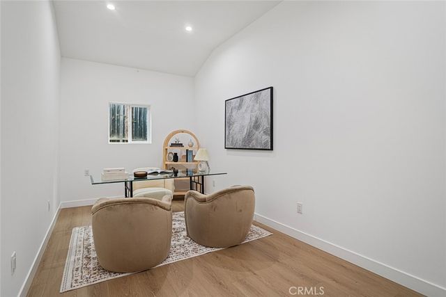 2162 Montgomery Road, Thousand Oaks, CA 91360