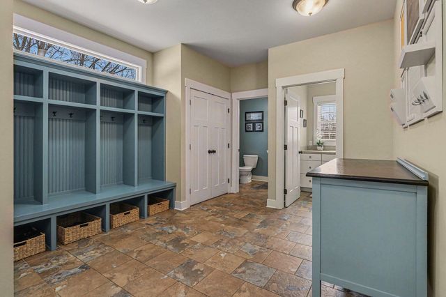 6436 Summer Meadows Drive NE, Rockford, MI 49341