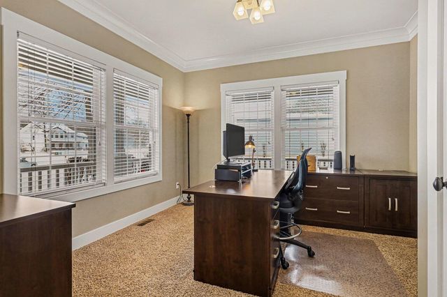 6436 Summer Meadows Drive NE, Rockford, MI 49341