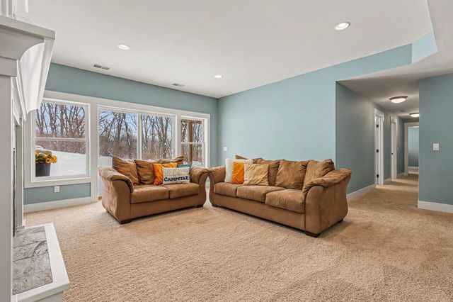 6436 Summer Meadows Drive NE, Rockford, MI 49341