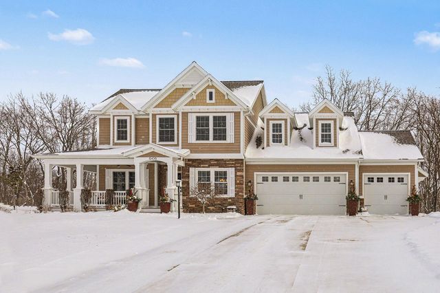 6436 Summer Meadows Drive NE, Rockford, MI 49341