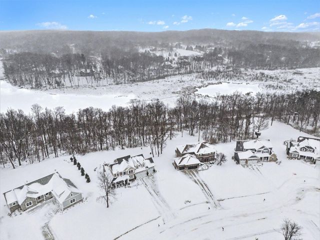 6436 Summer Meadows Drive NE, Rockford, MI 49341