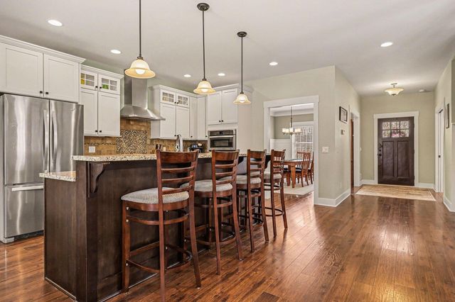 6436 Summer Meadows Drive NE, Rockford, MI 49341