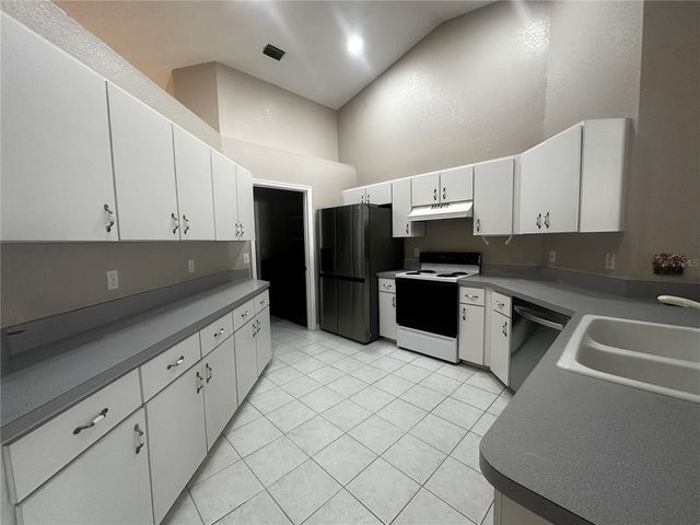 10061 SW 74TH TERRACE, Ocala, FL 34481