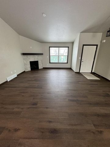 1235 PUTNAM DRIVE, Pulaski, WI 54162