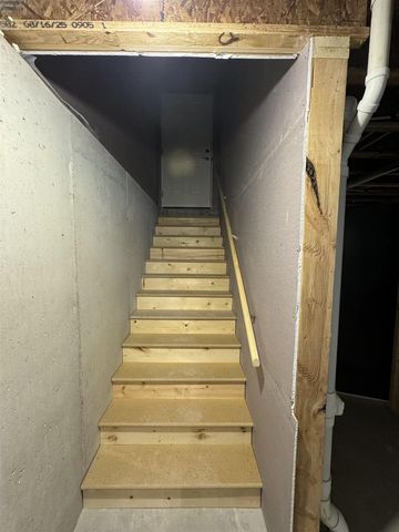 1235 PUTNAM DRIVE, Pulaski, WI 54162