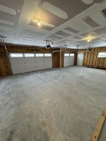 1235 PUTNAM DRIVE, Pulaski, WI 54162