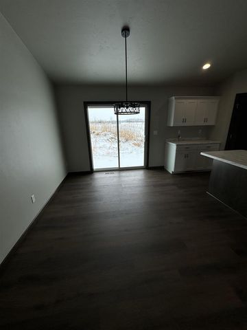 1235 PUTNAM DRIVE, Pulaski, WI 54162