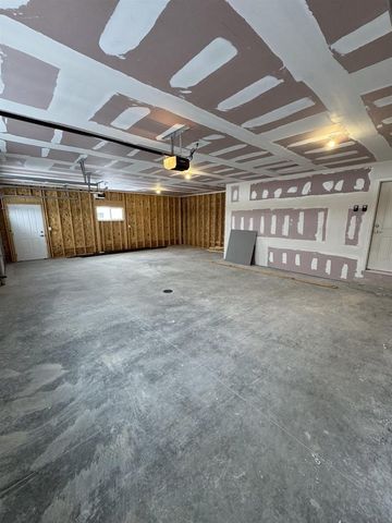 1235 PUTNAM DRIVE, Pulaski, WI 54162