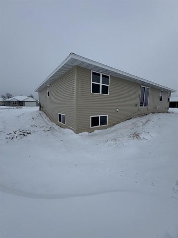 1235 PUTNAM DRIVE, Pulaski, WI 54162