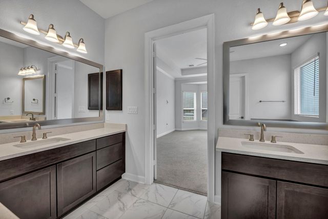 252 Sabino DR, Buda, TX 78610