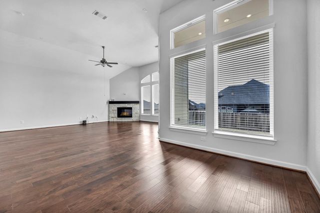 252 Sabino DR, Buda, TX 78610