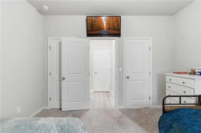 106 Creekside Bluff Way, Auburn, GA 30011