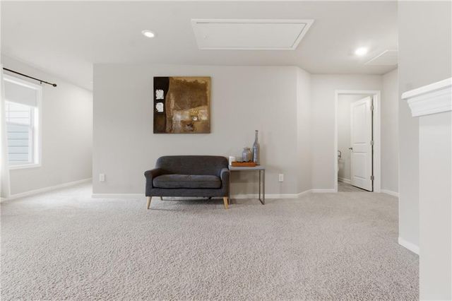 106 Creekside Bluff Way, Auburn, GA 30011