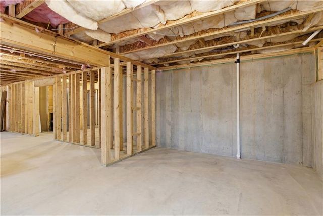 106 Creekside Bluff Way, Auburn, GA 30011