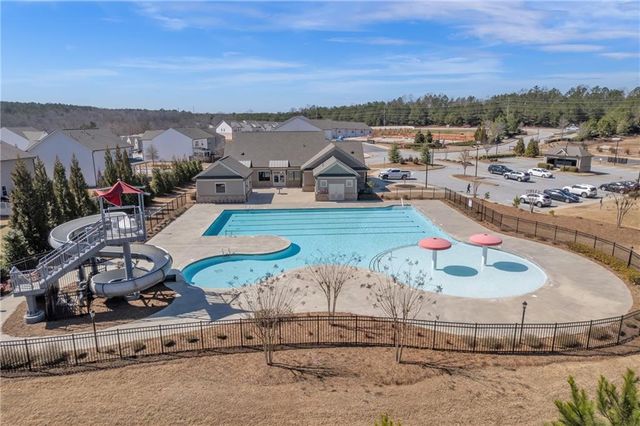 106 Creekside Bluff Way, Auburn, GA 30011