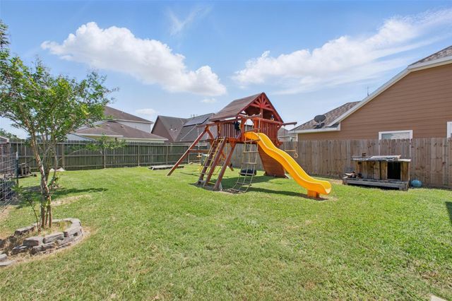 1193 Stallion Ridge, Alvin, TX 77511