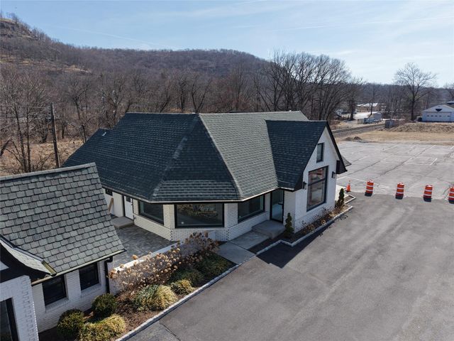 192 NY-17, Tuxedo Park, NY 10987
