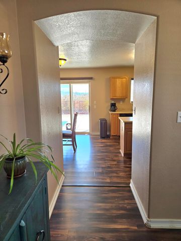 1622 Costilla Road NE, Rio Rancho, NM 87144