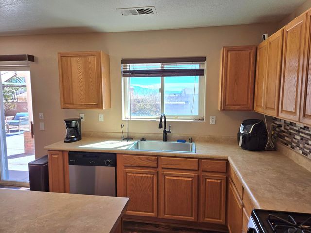 1622 Costilla Road NE, Rio Rancho, NM 87144