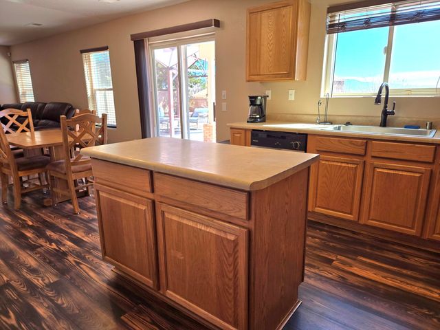 1622 Costilla Road NE, Rio Rancho, NM 87144