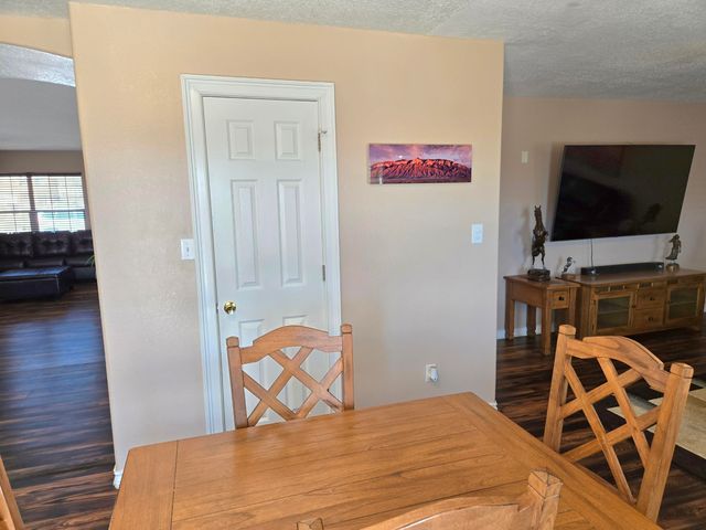 1622 Costilla Road NE, Rio Rancho, NM 87144