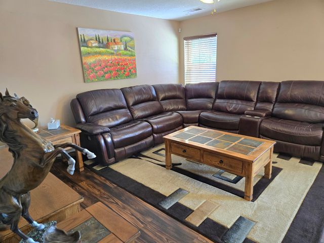 1622 Costilla Road NE, Rio Rancho, NM 87144