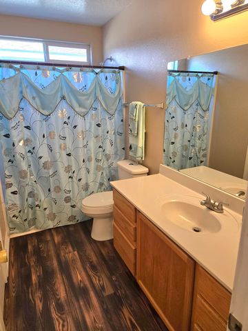 1622 Costilla Road NE, Rio Rancho, NM 87144