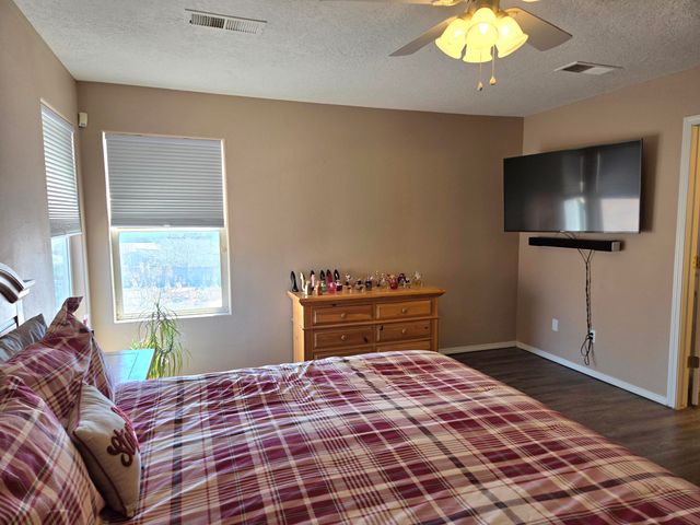 1622 Costilla Road NE, Rio Rancho, NM 87144