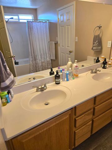 1622 Costilla Road NE, Rio Rancho, NM 87144