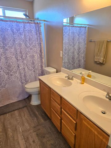 1622 Costilla Road NE, Rio Rancho, NM 87144