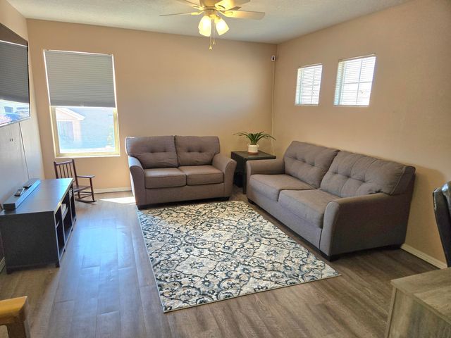 1622 Costilla Road NE, Rio Rancho, NM 87144