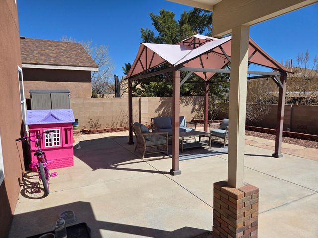 1622 Costilla Road NE, Rio Rancho, NM 87144