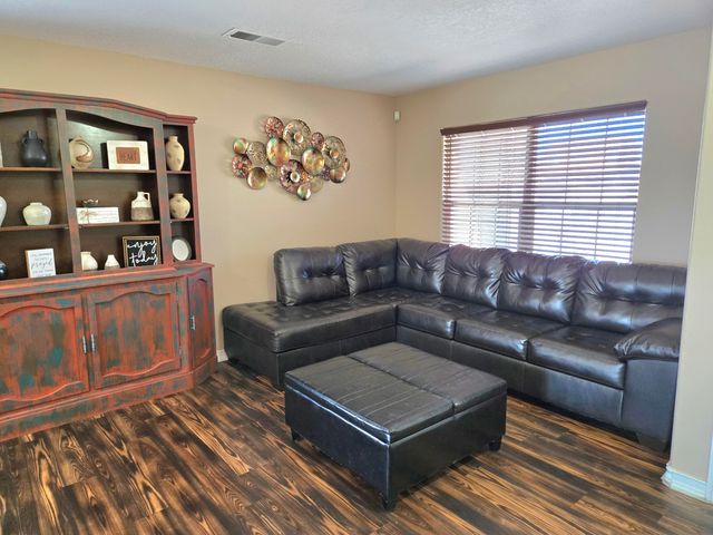 1622 Costilla Road NE, Rio Rancho, NM 87144