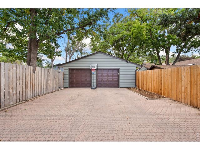 811 47th Ave Ct, Greeley, CO 80634