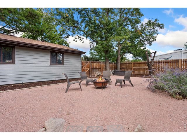 811 47th Ave Ct, Greeley, CO 80634
