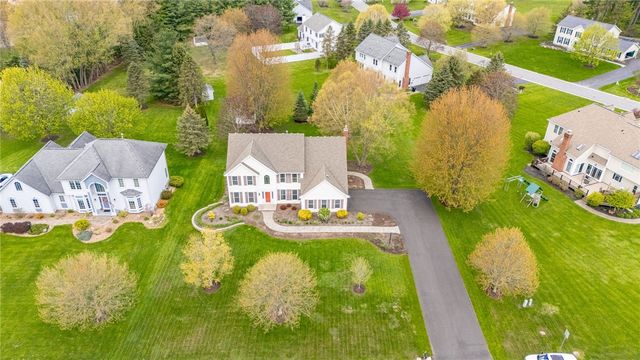 57 Edenfield Road, Penfield, NY 14526