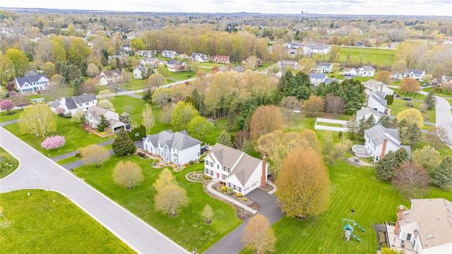 57 Edenfield Road, Penfield, NY 14526
