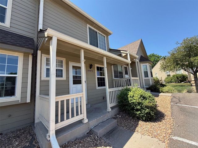 10577 W Maplewood Drive B, Littleton, CO 80127