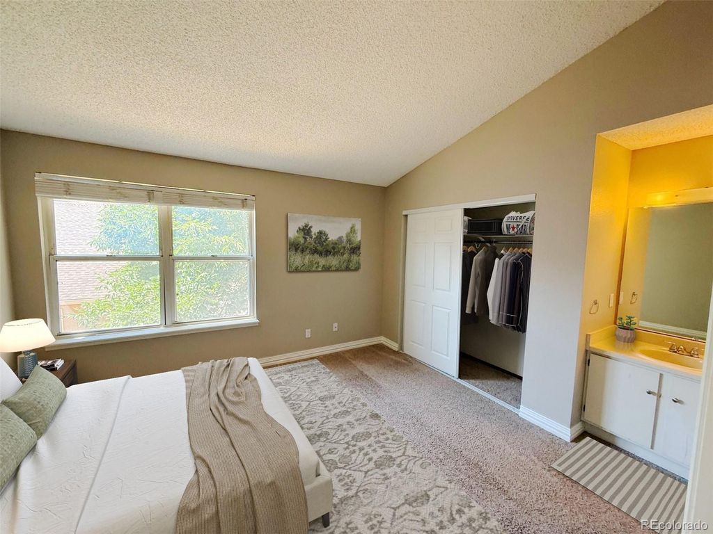 Image 22 of property listing at 10577 W Maplewood Drive B, Littleton, CO 80127