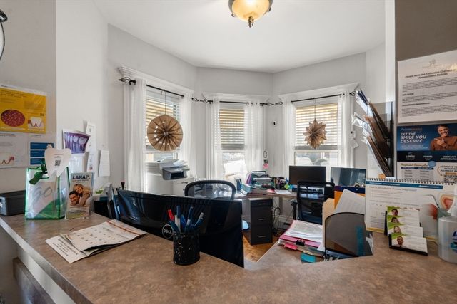 826 Broadway, Everett, MA 02149