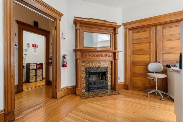 826 Broadway, Everett, MA 02149