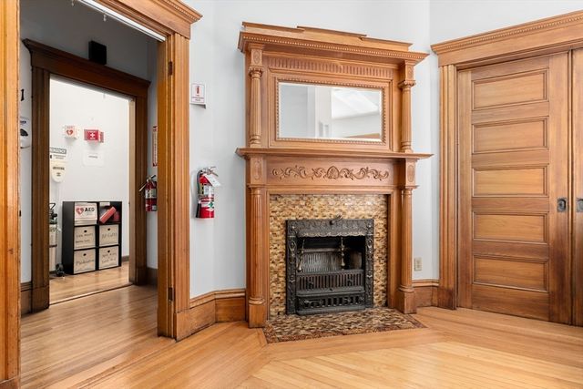 826 Broadway, Everett, MA 02149