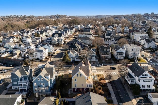 826 Broadway, Everett, MA 02149